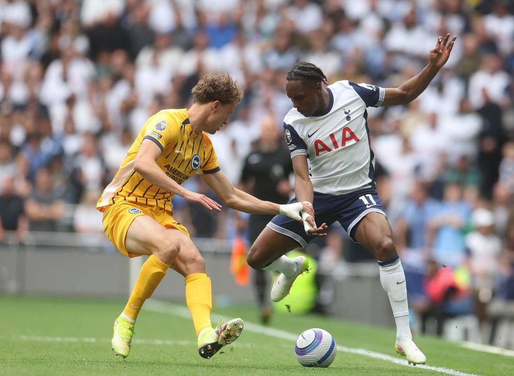 帕福斯前锋：大卫-路易斯的技术没下降，是许多队友的导师