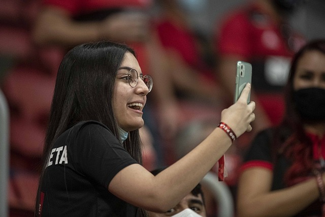 费内巴切官方：已就对比尔森胜利主裁的判罚问题向欧足联投诉